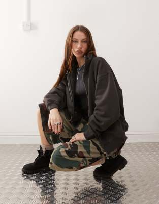 Weekday - Jodi - Sweat zippé à col cheminée - Gris foncé