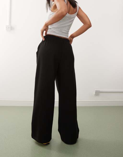 Weekday - Joggingbroek van zware jersey met wijde pijpen in zwart, 4 van 5