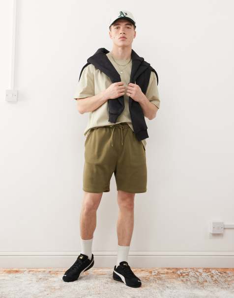 Weekday – Kakifärgade jersey-shorts – Endast hos ASOS - view 1