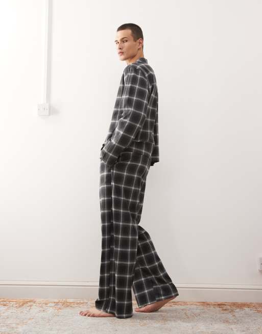 Weekday – Karierte Lounge-Hose aus Flanell in Schwarz, Navy und Weiß, Kombiteil, 3 von 4