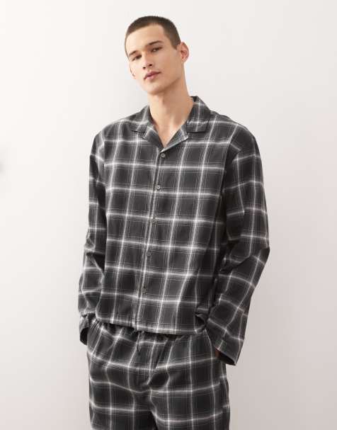 Weekday – Kariertes Oversize-Hemd aus Flanell in Schwarz, Marineblau und Weiß, Kombiteil - view 1