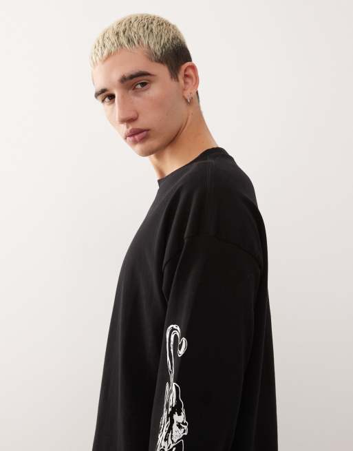 Weekday – Kastiges, langärmliges Oversize-T-Shirt in Schwarz mit Panther-Grafik am Ärmel, 4 von 5