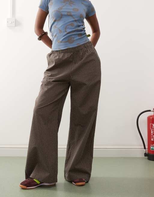 Weekday - Katoenen broek met trekkoord en bruine streep, 2 van 5