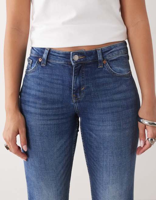 Weekday - Katsumi - Flared jeans met lage taille in klassiek blauw, 4 van 5