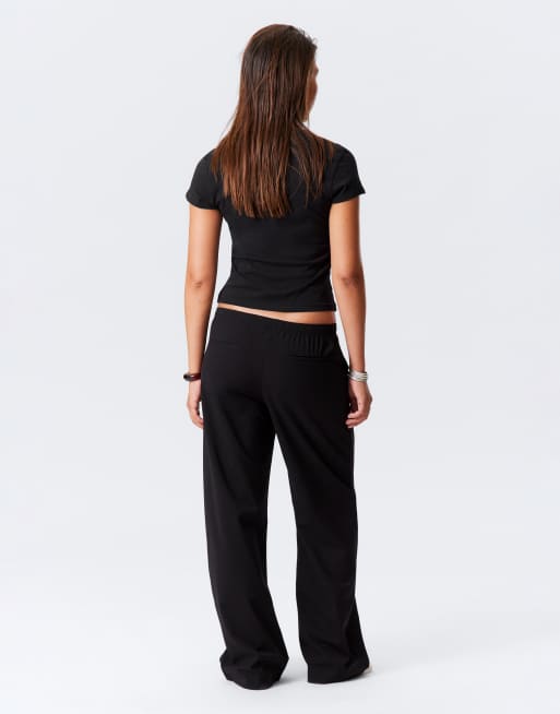Weekday - Kelly - Broek met wijde pijpen en elastische taille in zwart, 4 van 4