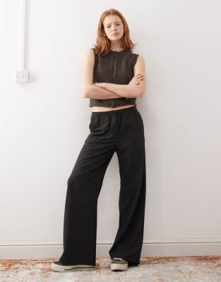 Weekday Kelly Elastic Waist Wide Leg Pants In Black