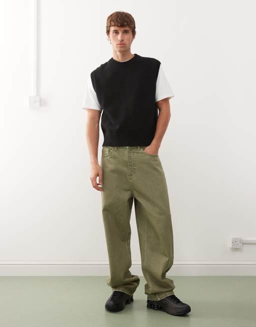 Weekday knitted vest in black