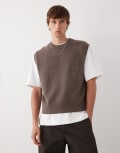 [Weekday] Weekday knitted vest in brown M Brown