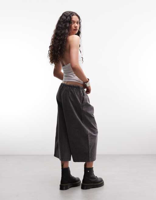 Weekday – Kurz geschnittene Oversize-Hose in Dunkelgrau mit Kordelzug, 4 von 5