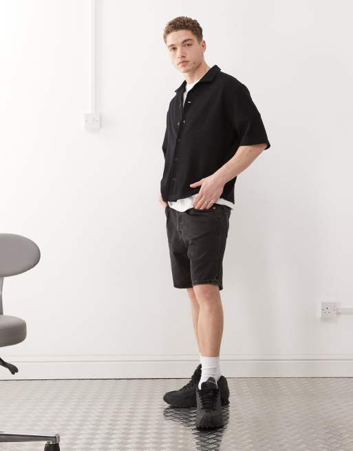 Weekday – Kurzärmliges, geripptes Oversize-Hemd in Schwarz, 2 von 4