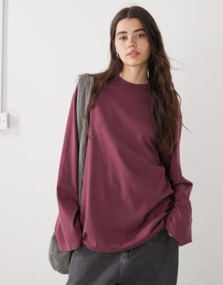 Weekday - Langärmliges Oversize-Shirt in Burgunderrot