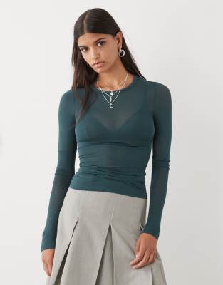 Weekday - Langärmliges, weiches Shirt in halbtransparentem Dunkelgrün, exklusiv bei ASOS