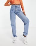 [Weekday] Weekday Lash extra high waist mom jeans in hanson blue W25 L30 Blue