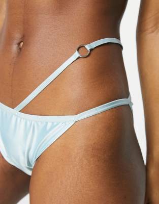 Weekday – Leona – Slip mit Riemchendetail in hellem Türkis
