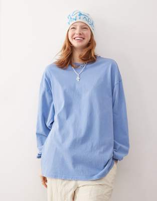 Weekday - Lindy - Langärmliges Shirt in Blau mit extremer Oversize-Passform