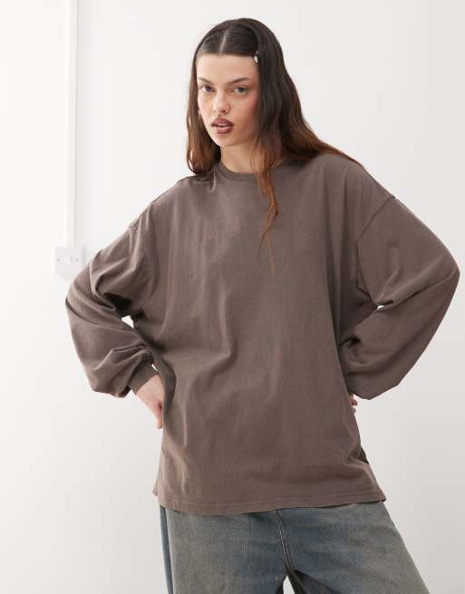 Weekday - Lindy - Maglietta super oversize a maniche lunghe color talpa