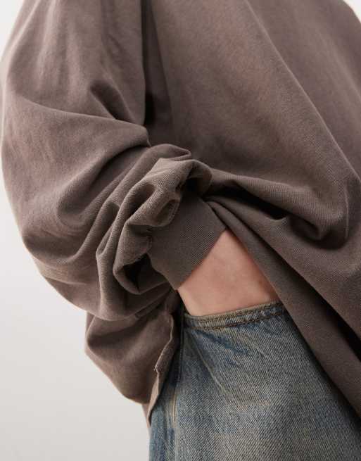 Weekday Lindy super oversized long sleeve t-shirt in mole, 2 of 4