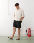 [Weekday] Weekday linen shorts in black XS Black