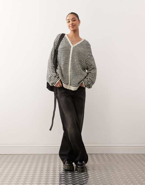 Weekday – Locker geschnittene Strickjacke in Schwarz und Weiß gestreift - view 1