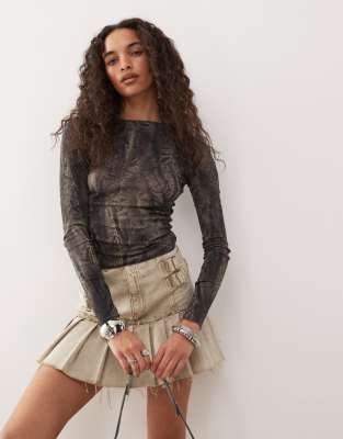 Weekday Long Sleeve Boat Neck Top In Gray