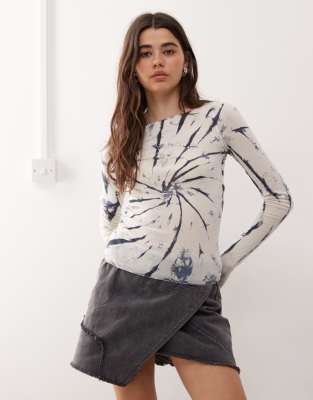 Weekday Long Sleeve Boat Neck Top In White