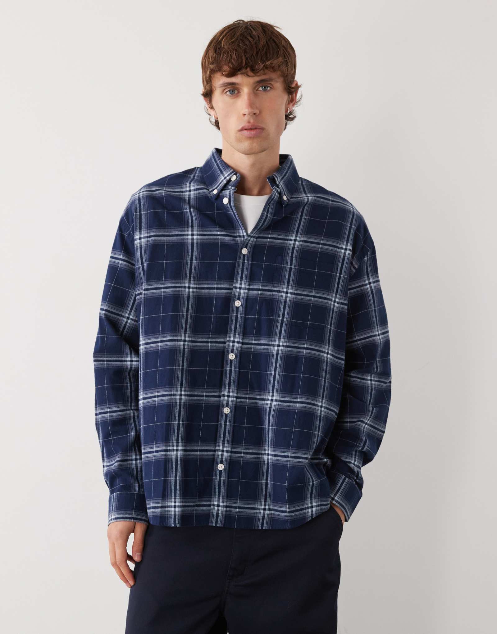 Фланелевая рубашка с длинным рукавом в синюю клетку для буднего дня
