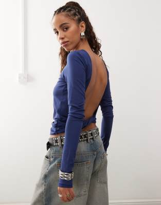 [Weekday] Weekday long sleeve top with open back in navy XL Navy