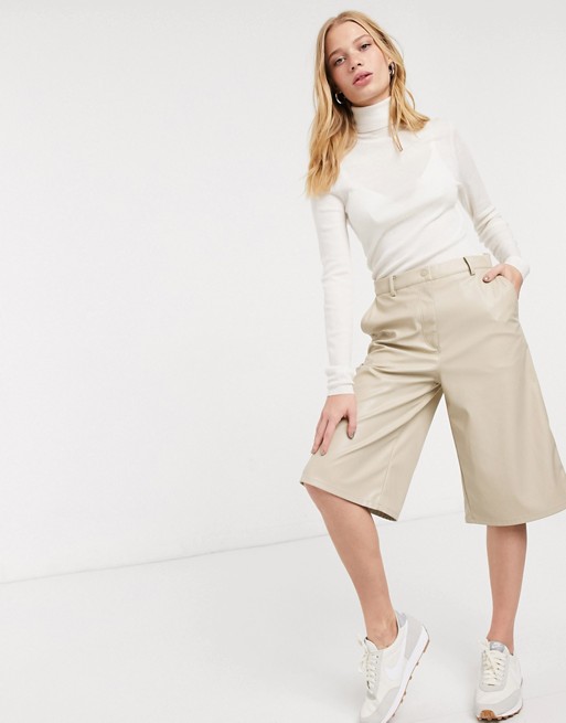 Weekday longline faux leather shorts in beige