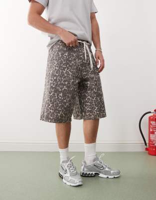 Weekday Longline Shorts