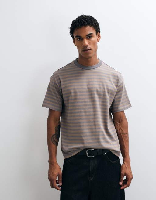 Weekday los boxy T-shirt in grijs met strepen in grijsbruin, 2 van 5