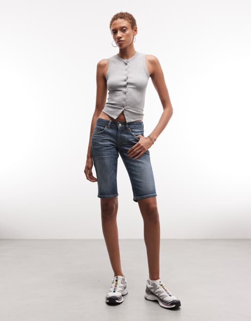 Weekday low rise slim fit denim shorts in faded blue, 2 of 5