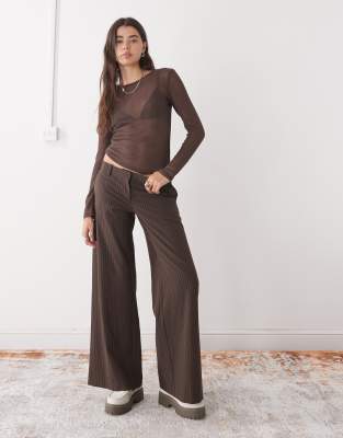 Weekday Low Waist Flared Tailored Pants In Brown