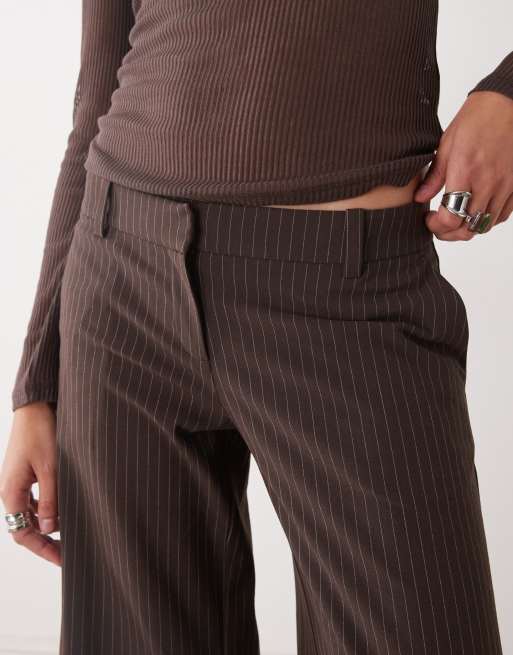 Weekday low waist flared tailored pants in brown stripes, 2 of 5