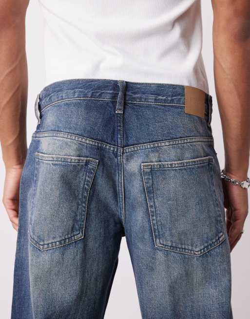 Weekday low waist loose fit barrel leg jeans with dart shaping in washed blue, 4 of 5