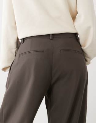 Weekday Low Waist Wide Leg Pants With Front Pleats In Green