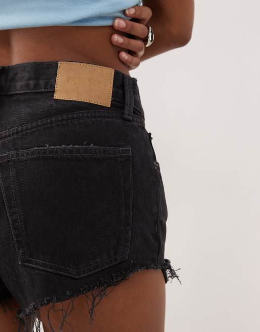 Weekday Maia micro denim shorts in black wash, 3 of 5