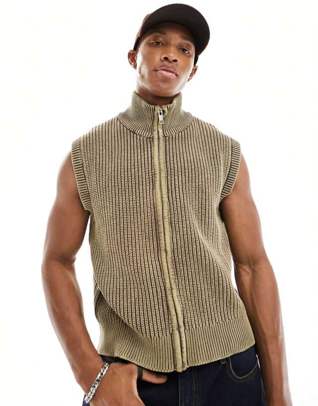 Weekday - marwin zip through knitted vest in washed brown