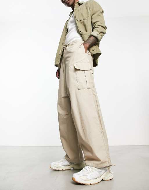 Baggy cargo trousers