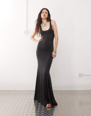 maxi dress with mermaid hem in black