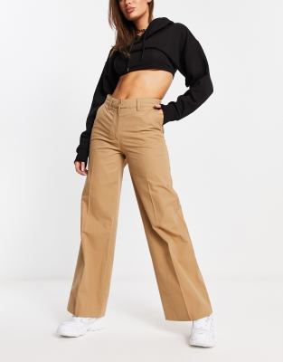 Weekday Merce chino pants in dark beige - ASOS Price Checker