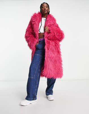 WEEKDAY Cassie Faux Fur Scarf in Pink