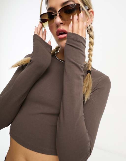 Weekday - Mini - Langærmet croptop i brun