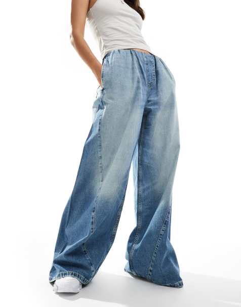 Weekday – Mission – Weit geschnittene Jeans-Jogginghose in hellblauer Waschung mit Ziernaht - view 1