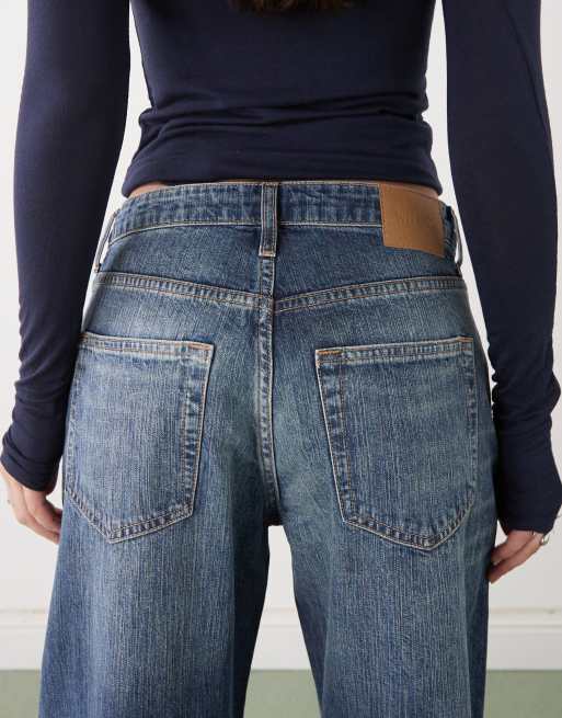 Weekday Missy low waist loose fit jeans in mid blue wash, 5 of 5