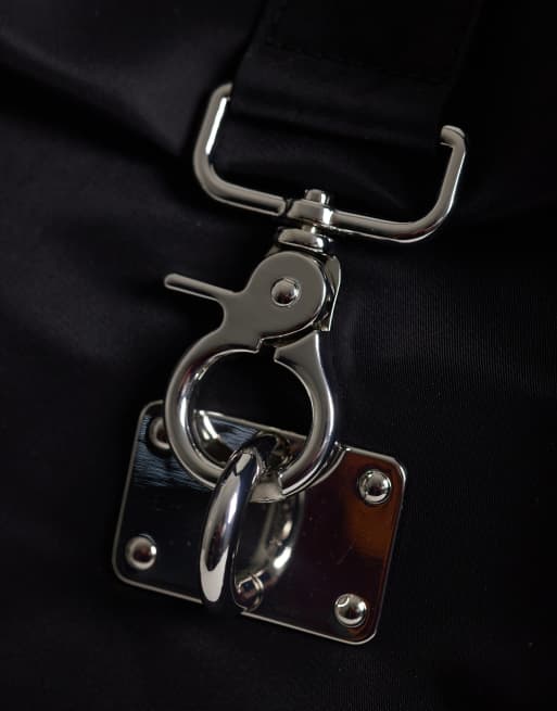 Weekday – Mittelgroße Schultertasche in Schwarz mit Schnallenverschluss, 3 von 4