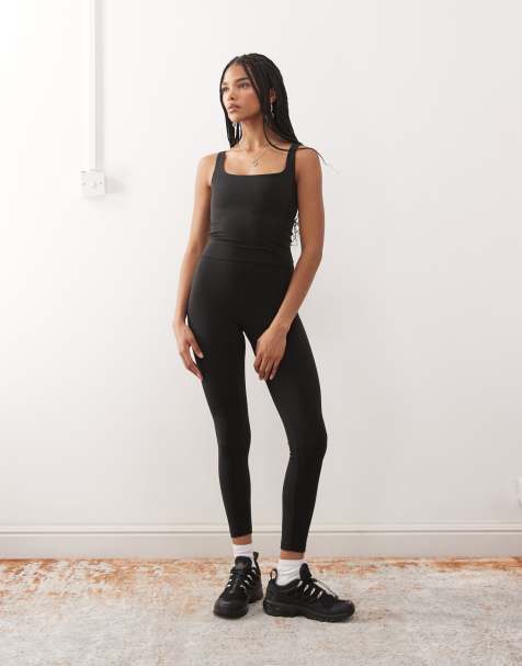 Weekday – Mix and Match – Nahtloses Set in Schwarz - view 1