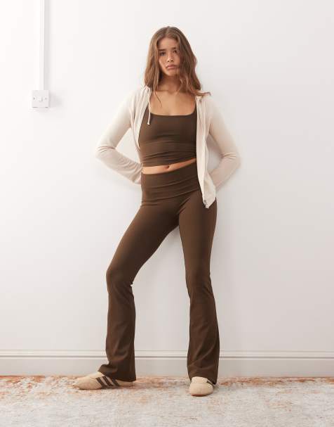 Weekday - Mix en match - Co-ord set van naadloze legging en topje in donkerbruin - view 1