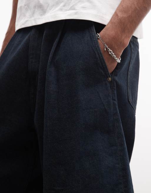 Weekday – Mörkblå, tvättade, baggy jeansshorts med veck, 4 av 5
