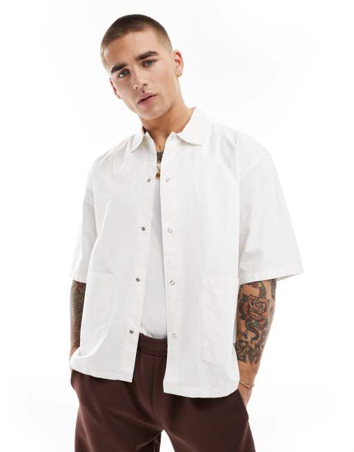 Weekday – Newman – Locker geschnittenes Hemd in Wollweiß mit Utility-Taschen