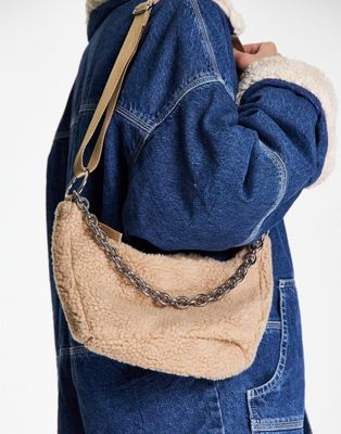 Weekday Noah shearling shoulder bag with chain in camel - CAMEL